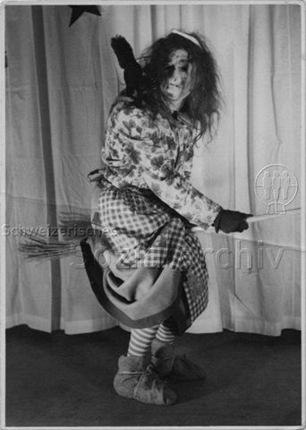 Foto aus Nachlass von Werner Dietrich - Maskenball im "Kreis", ca. 1955