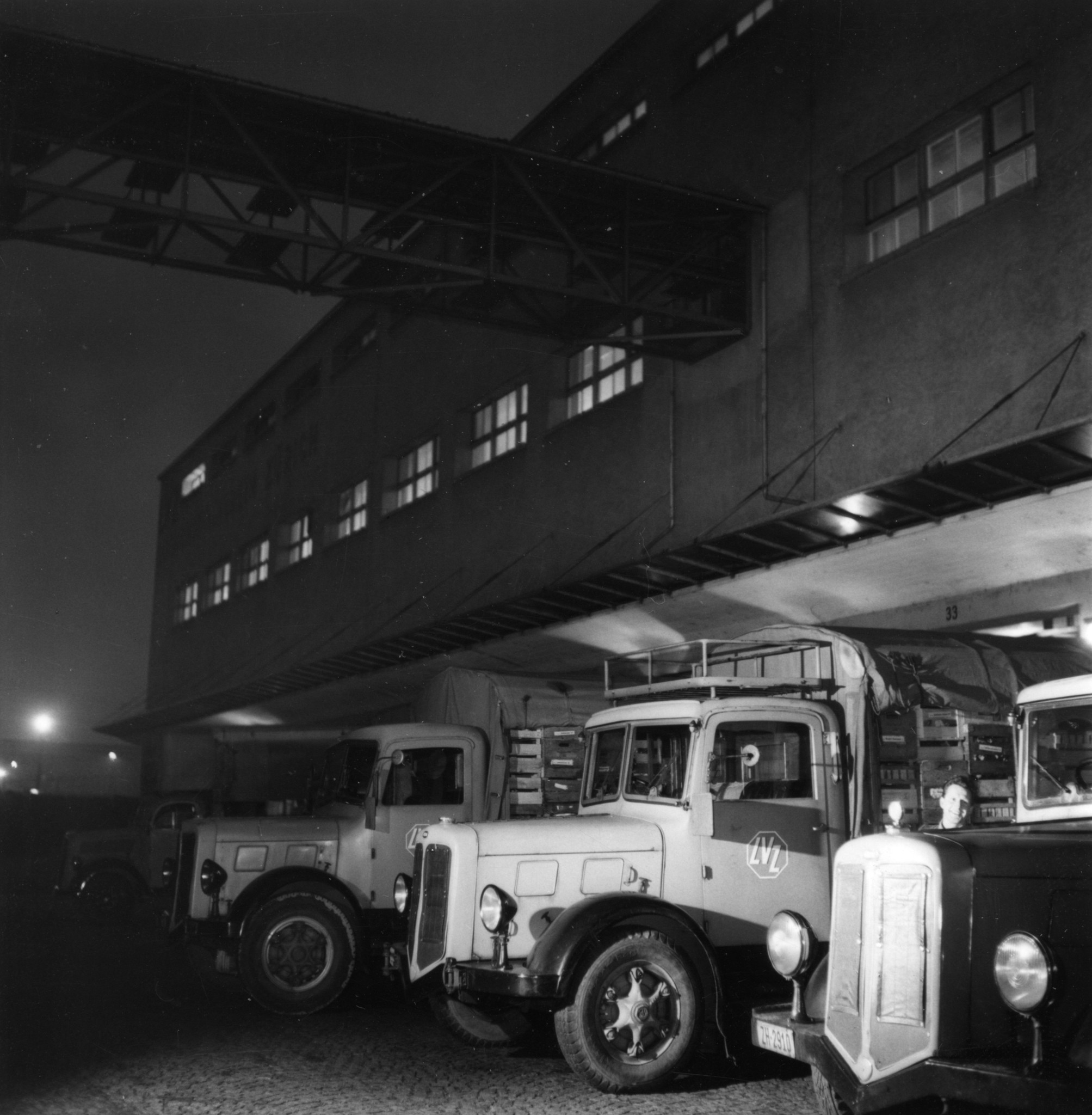 Lieferwagen des Lebensmittelvereins Zürich