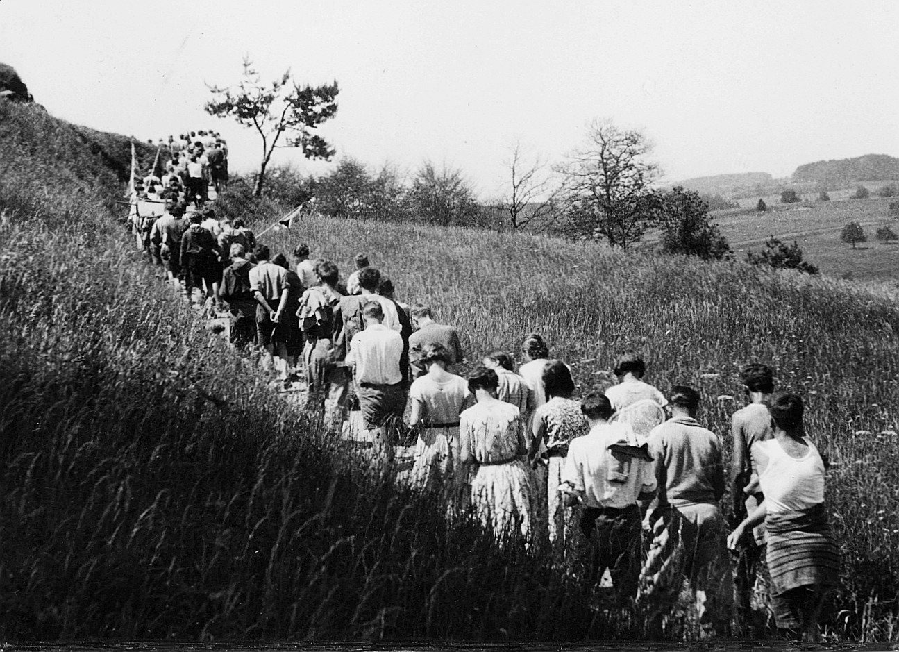 Wandervogel-Landsgemeinde in Brütten - Wanderung (1933)