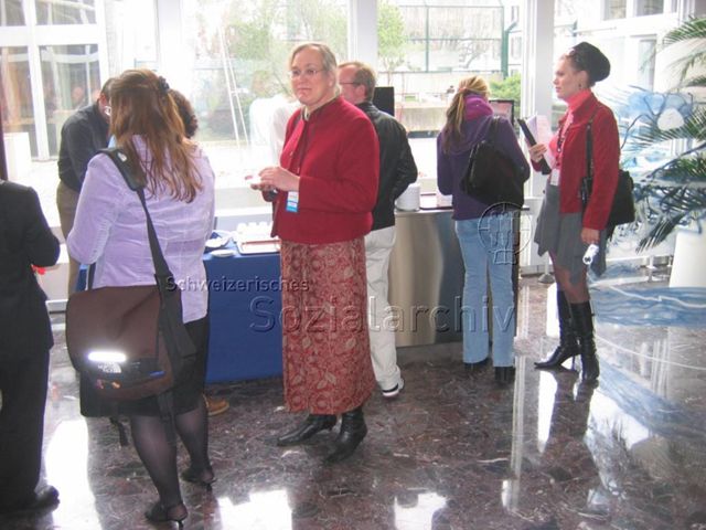 23. ILGA (International Lesbian, Gay, Bisexual, Trans and Intersex Association) World Conference – Geneva (27.03.–03.04.2006, Genf) – Getränkeausgabe