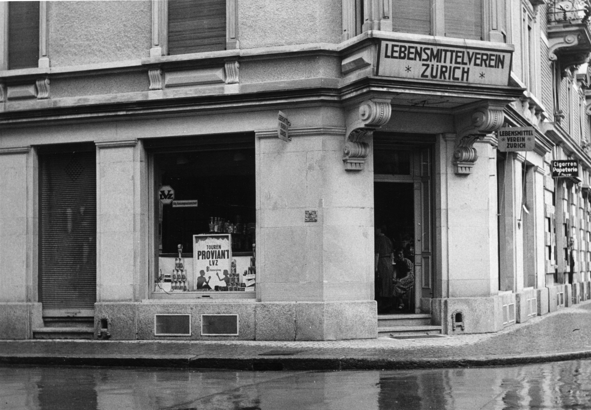 Geschäft des Lebensmittelvereins Zürich
