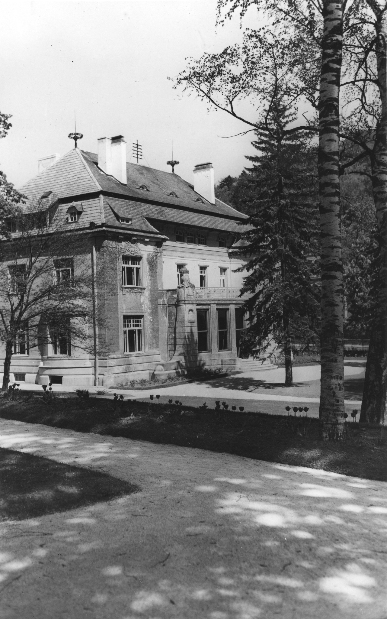 "Schulungshaus Neuwaldegg des OeGB, Oberösterreich", bei Wien, um 1950