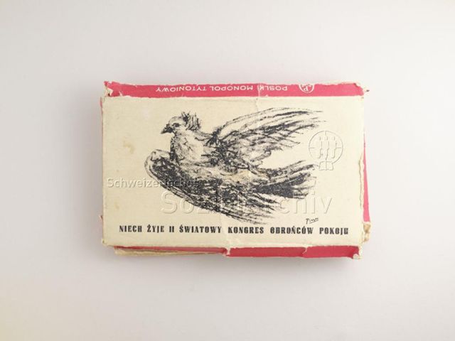 Leere Zigarettenpackung mit Friedenstaube zum 2. Weltfriedenskongress, um 1960
