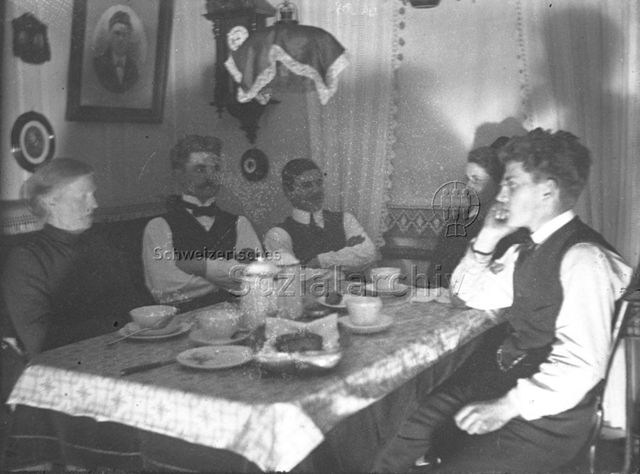 Glasnegative von H. P. Coray, Uitikon-Waldegg (keine weiteren Metadaten vorhanden)
