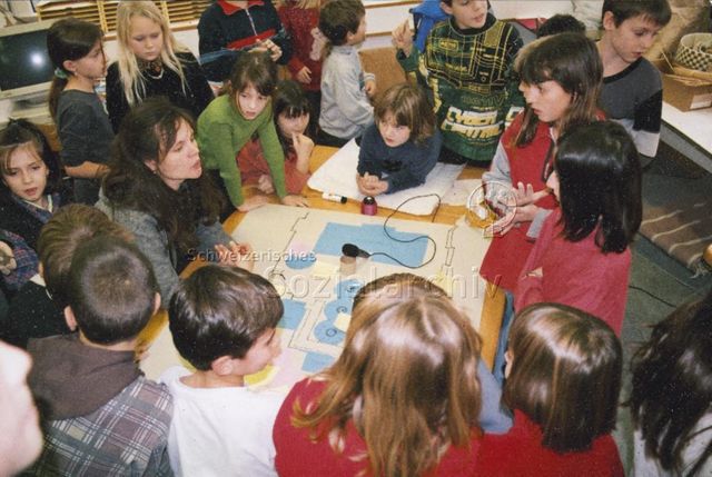 "Pausenplatzplanung Garten- und Promenadenschulhaus Bremgarten - Ideen werden konkretisiert"; um 2000