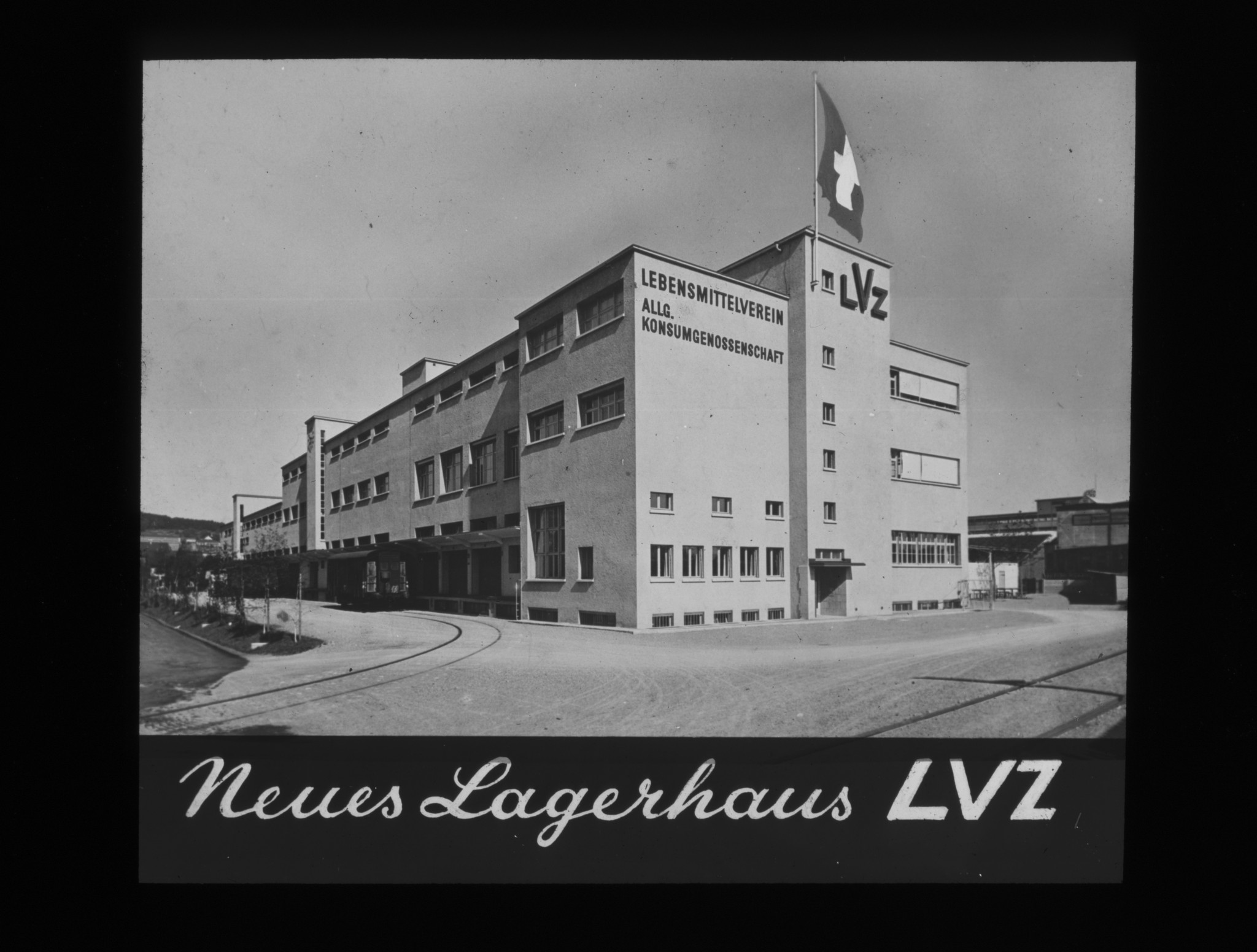 Dia: Lagerhaus von aussen: "Neues Lagerhaus LVZ".
