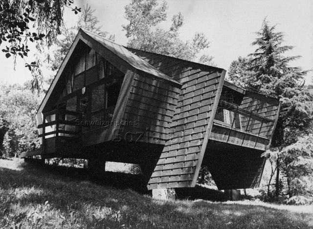 Bosco della Bella, Feriendorf für kinderreiche Familien - Ansicht eines Ferienhauses; um 1975