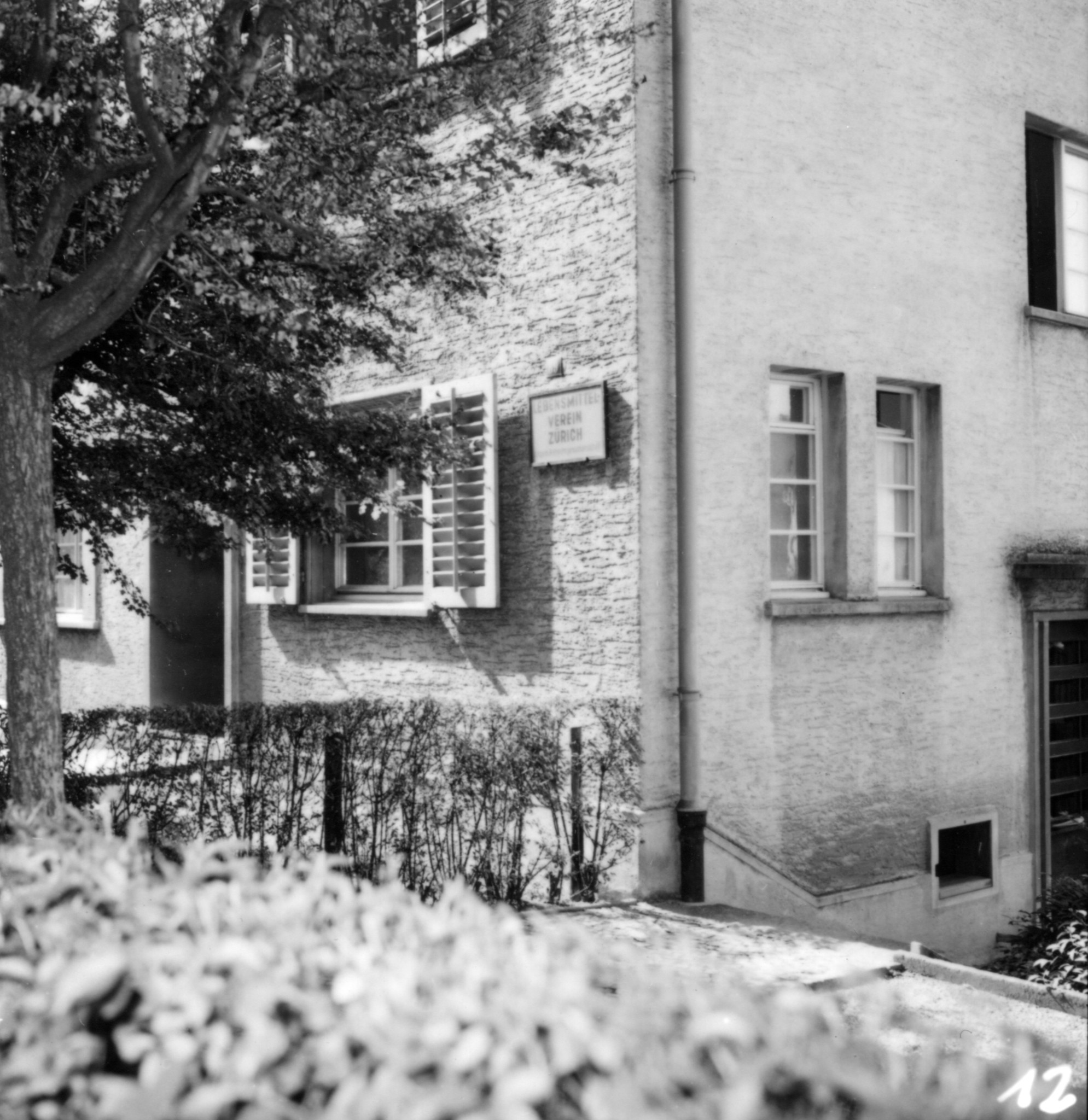 Laden des Lebensmittelvereins Zürich an der Hönggerstrasse: Aussenansicht