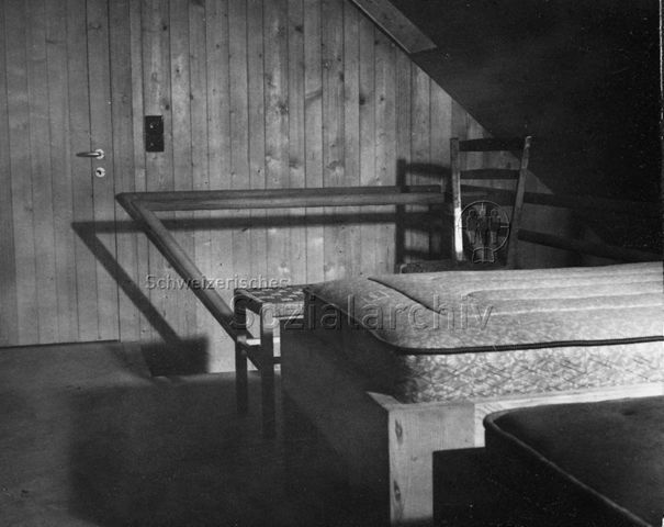 Bosco della Bella, Ferienhaus für kinderreiche Familien - Innenansichten eines Ferienhauses, Schlafraum; um 1970