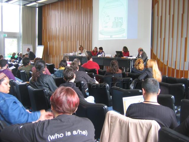 23. ILGA (International Lesbian, Gay, Bisexual, Trans and Intersex Association) World Conference – Geneva (27.03.–03.04.2006, Genf) – Konferenzraum, Podium