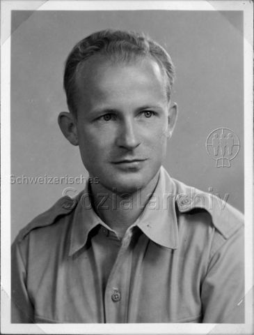 Album Alfred Brauchli, Teil 1/3: 699 Tage Aktivdienst 1939-1945 als Sanitätssoldat bei der Sanitätskompanie I/​7, Thurgau:Portraitfoto unbekannt