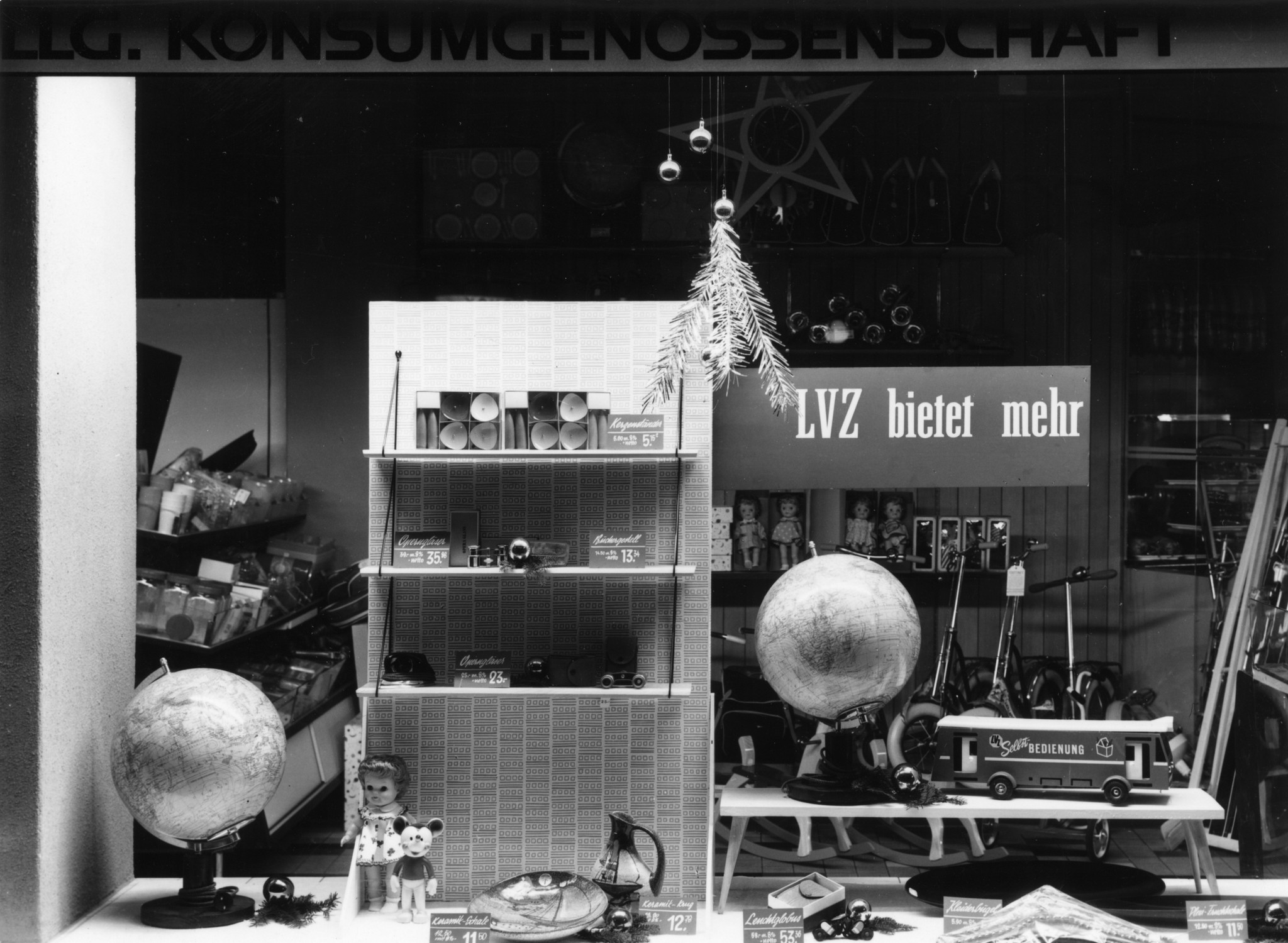 Schaufenster mit Spielwaren - LVZ bietet mehr