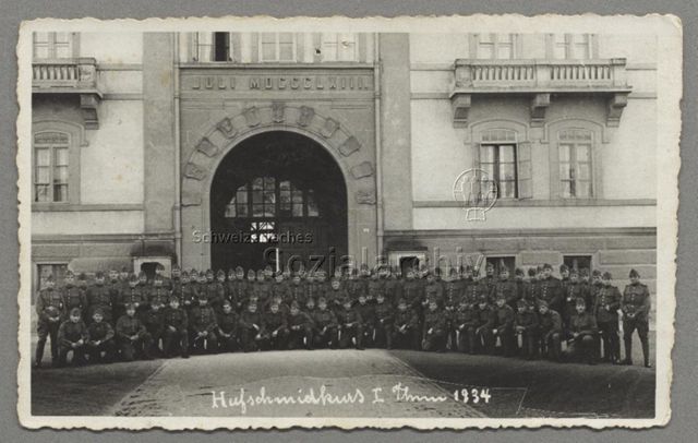 Hufschmidkurs I [sic] Thun 1934