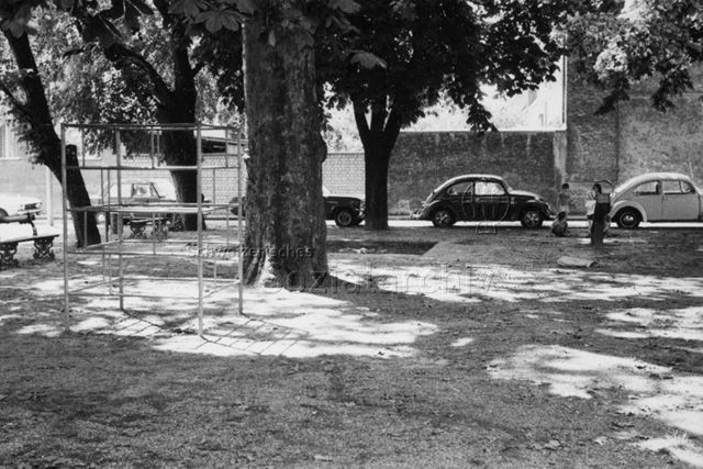 "Quartierspielplatz Basel" - Klettergerüst; 1977