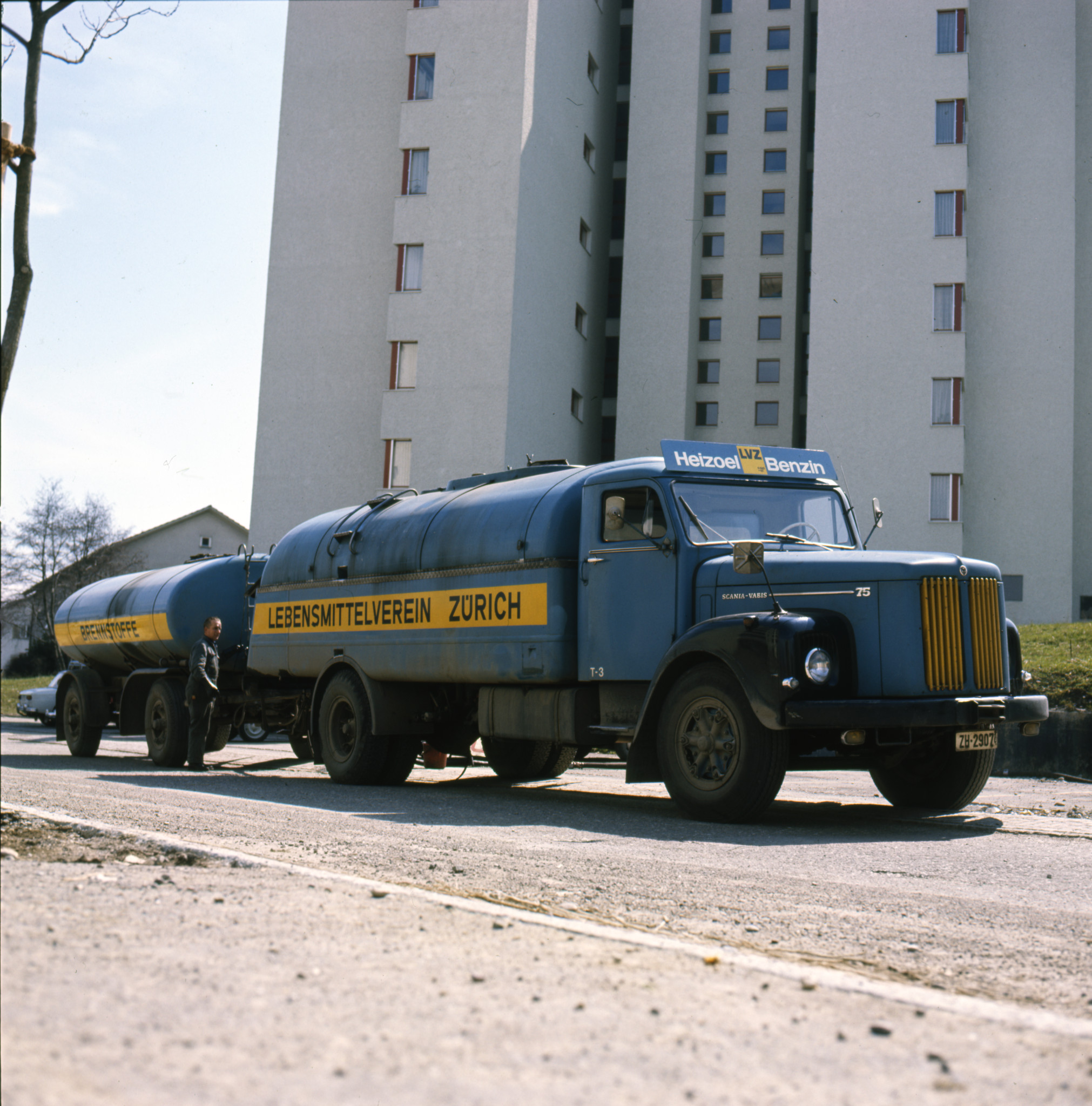 Heizöl Benzin Lastwagen