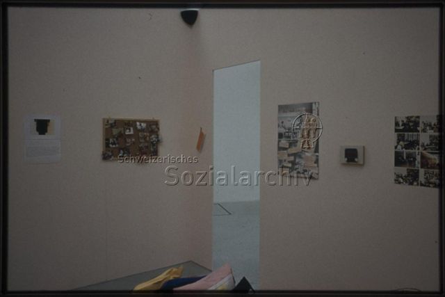 Pia Lanzinger, "Das Mädchenzimmer - Revisited", 1998