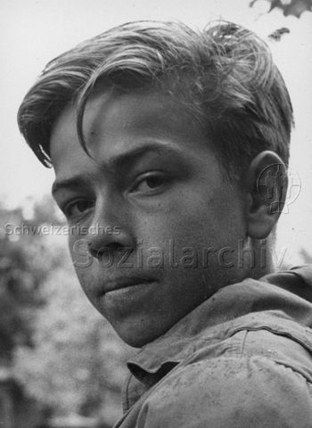 "Bergkinder" - Porträt eines Jungen; um 1970