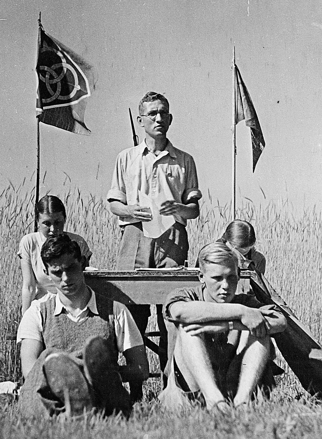 Wandervogel-Landsgemeinde in Otelfingen - Turi (Arthur) Rüegger und der Wandervogelvorstand (1935)