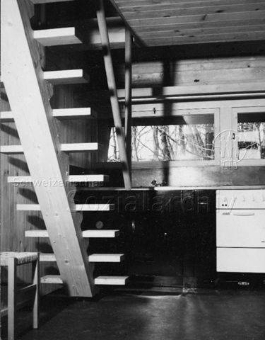 Bosco della Bella, Ferienhaus für kinderreiche Familien - Innenansicht eines Ferienhauses, Treppe; um 1970