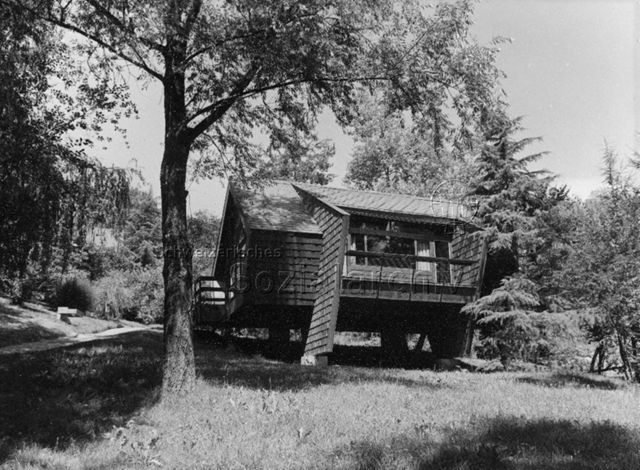 Bosco della Bella, Feriendorf für kinderreiche Familien - Ansicht eines Ferienhauses; um 1975