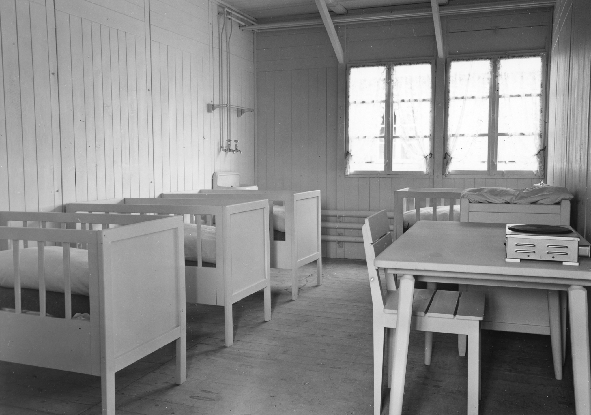 Sozialzentrum in Saint-Lô; Schlafsaal für Kleinkinder