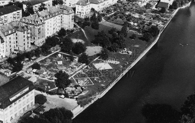 "Robinsonspielplatz Wipkingen" - Luftaufnahme; 24.08.1955