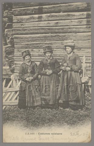 Costumes valaisans
