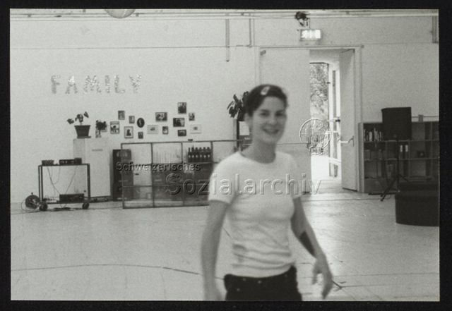 Bar "Family", Ruth Kunz
