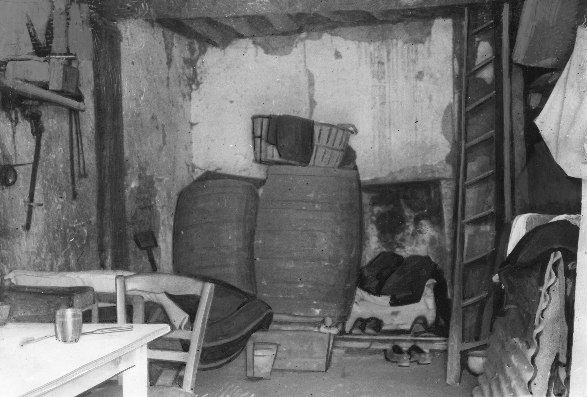 "Die Wohnung" in den Ruinen einer 72 jährigen Arbeiterfrau. [...] Mit Ausnahme eines rohen Holztisches, was ihr von ihrem ehemaligen Heim blieb, haben die Nachbaren das Allernötigste ihr gegeben [...], La Manche Libre, 14.07.1946.",vermutlich in