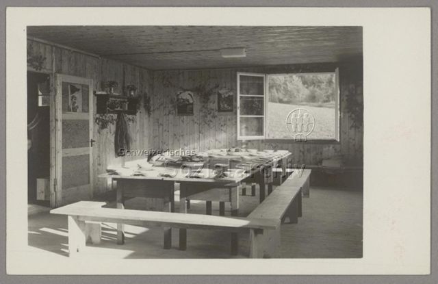 Kinderfreundeheim Mösli, Essraum, gedeckter Tisch, Sitzbänke, Stallikon, 1934
