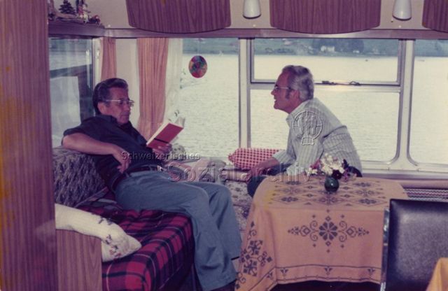 v.l.n.r.: Fritz Weber und Alois "Wisel" Lötscher - auf einem  Schiff - Juni 1977