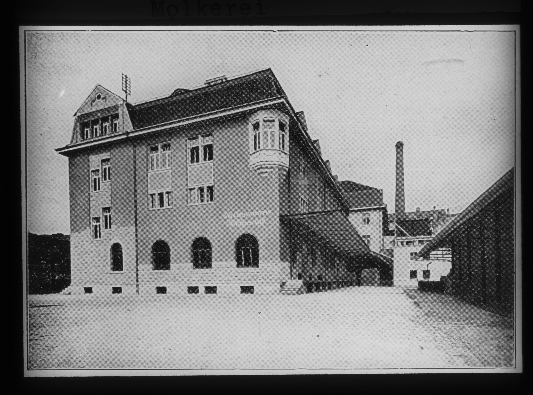 Dia: Molkerei des A.C.V. (Allgemeiner Consum-Verein) in Basel; Aussenansicht.