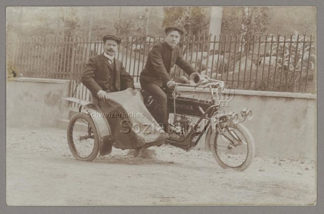 Neckarsulmer Motorrad mit Seitenwagen, Motoradfahrer, 1909 (Poststempel)