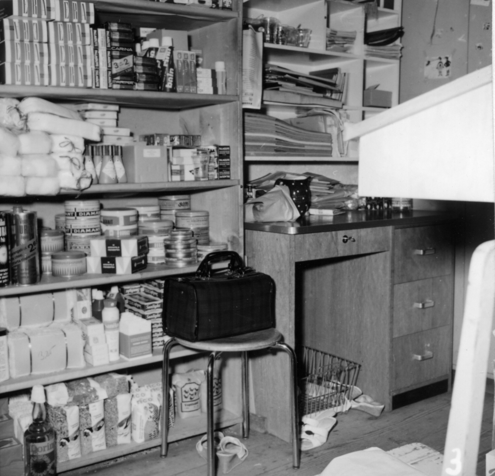 Laden des Lebensmittelvereins Zürich an der Hönggerstrasse: Lagerraum