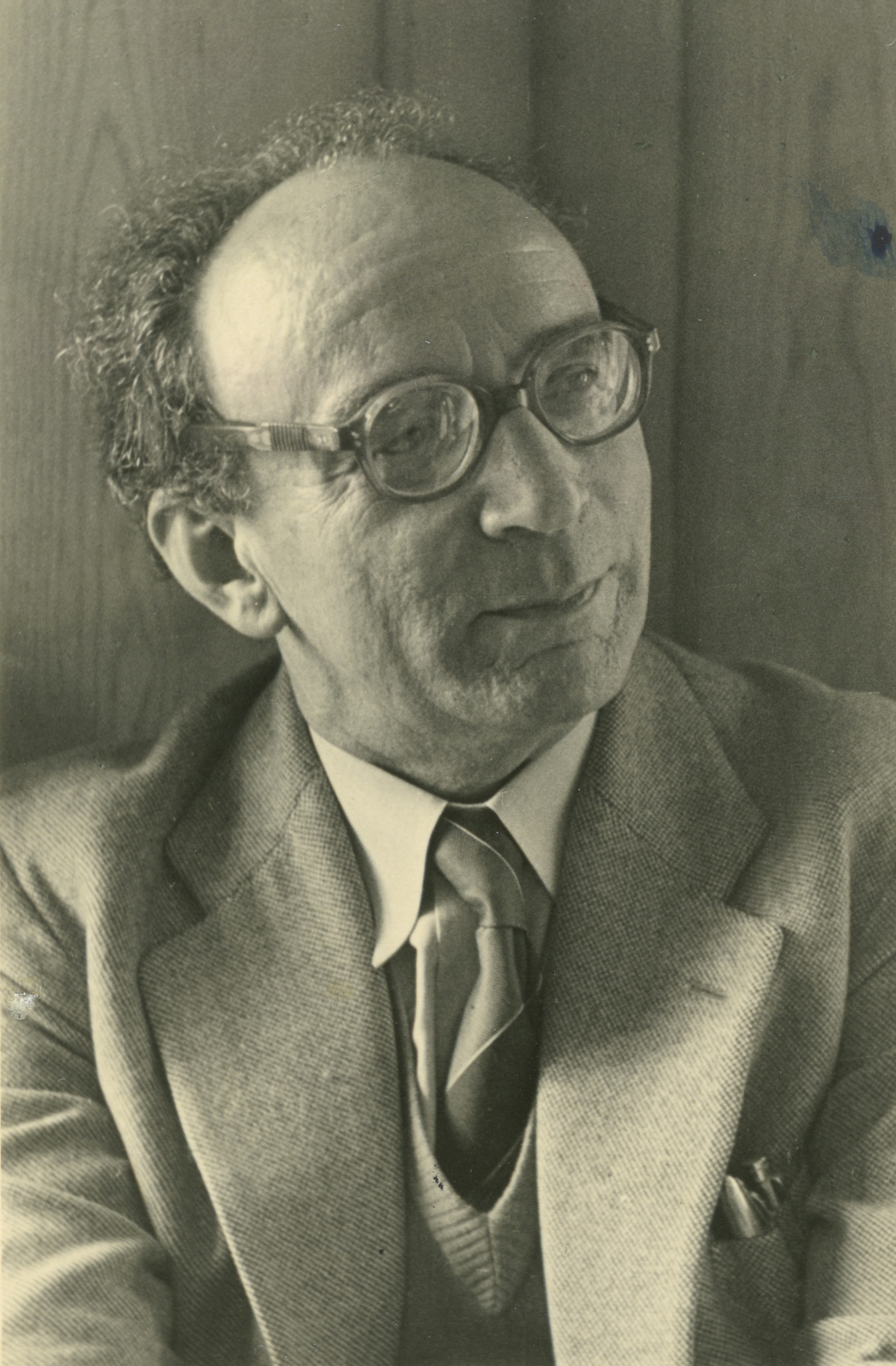 "Jules Humbert-Droz Zentralsekretär der SPS - Mitglied der Geschäftsleitung SAH als Vertreter der SPS". - Porträt von Jules Humbert-Droz