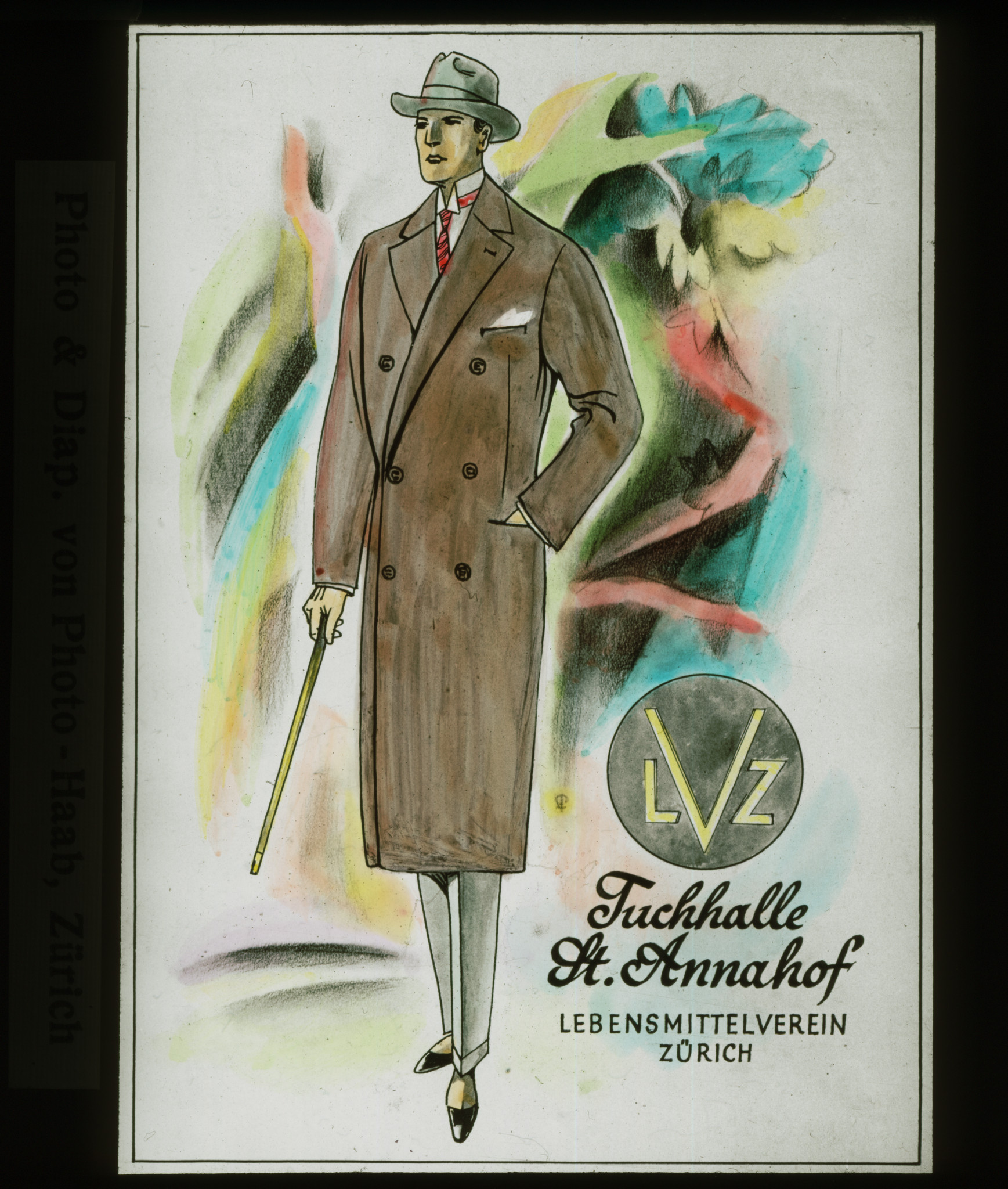 Dia: Eleganter Herr mit Spazierstock, dazu Text: "LVZ Tuchhalle St. Annahof".