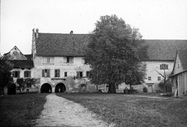 Landwirtschaftsgebäude, vermutlich in Wetzikon oder Umgebung, um 1890