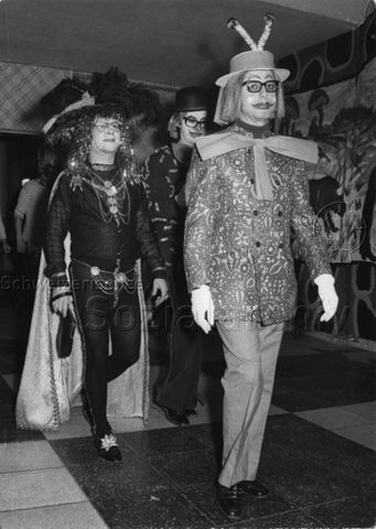 v.l.n.r.: Werner Dietrich und Bruno Hotz - Foto aus Nachlass von Werner Dietrich - Künstlermaskenball Kongresshaus - Zürich, ca. 1956-1964