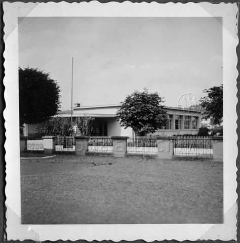 Album Alfred Brauchli, Teil 1/3: 699 Tage Aktivdienst 1939-1945 als Sanitätssoldat bei der Sanitätskompanie I/​7, Thurgau: - Gebäude