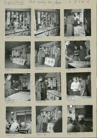"Jugendkiosk, Kampf der Schundliteratur" - Jugendliche am Bücherkiosk und in der Schule; 1955