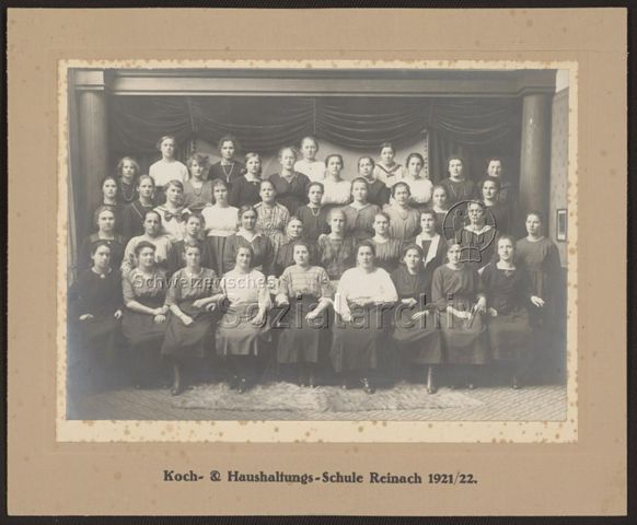 Koch- & Haushaltungsschule Reinach, 1921/22