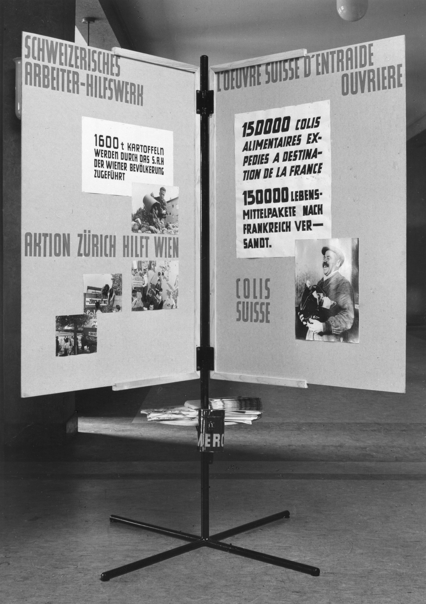 "Ausstellungsmaterial 1946, VPOD-Kongress, Bern, Mai", Plakaten des SAH: "Schweizerisches Arbeiter-Hilfswerk 1600 t. Kartoffeln werden durch das SAH der Wiener Bevölkerung zugeführt. ; Aktion Zürich hilft Wien [...]"