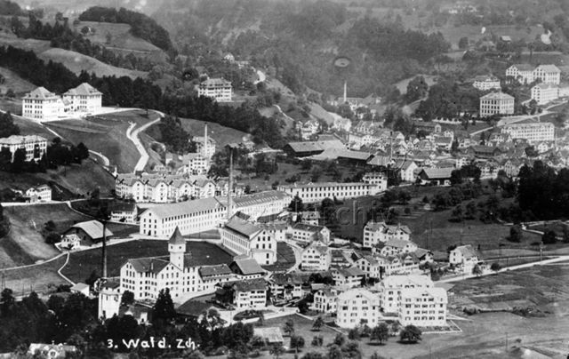 Fabriken und Wohnhäuser, Wald, um 1910