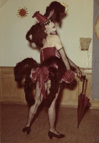Bertie Wolf als Transvestit am Fasnachtsball im "Kreis" - 1955