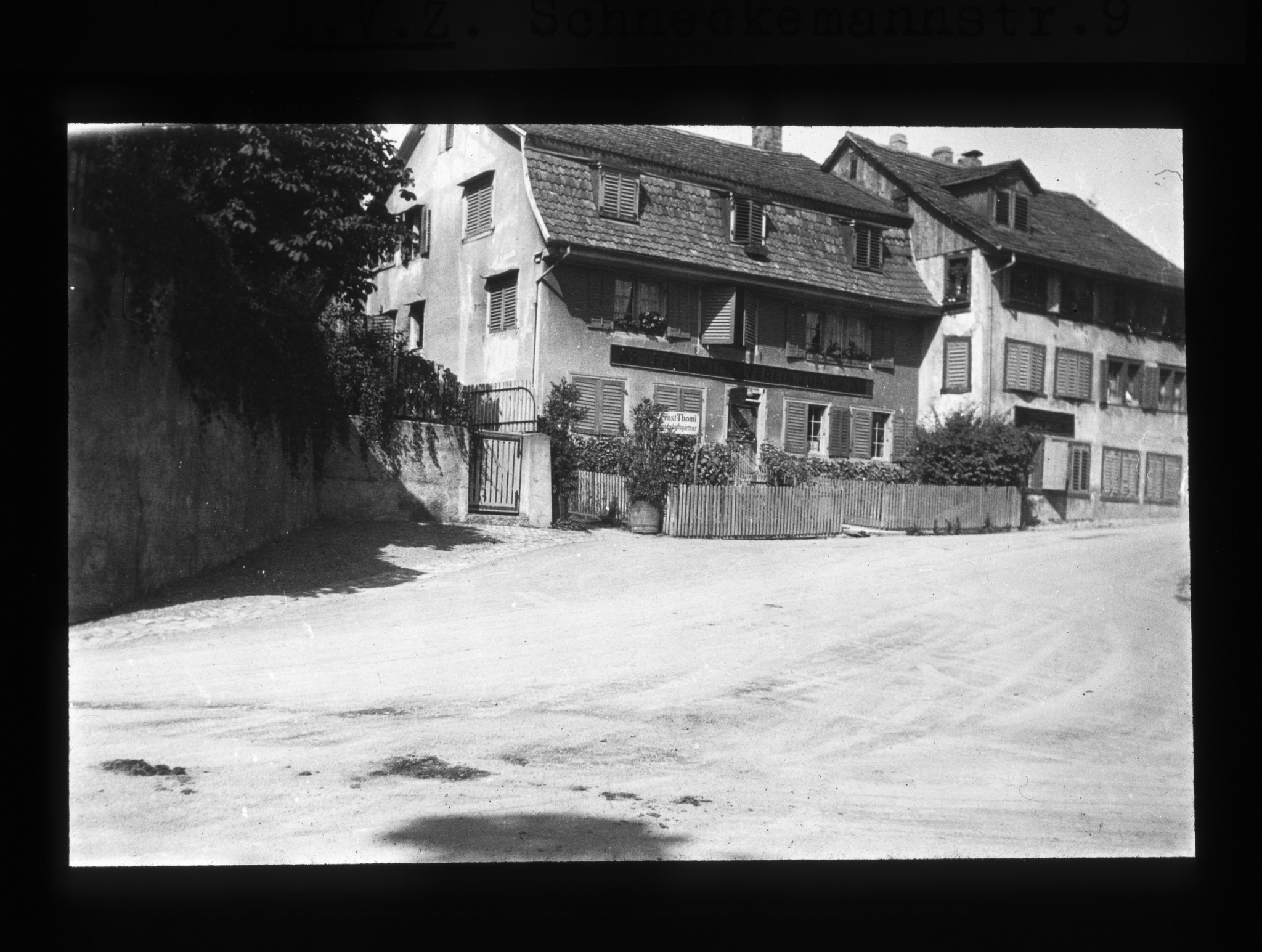 Dia: COOP/LVZ-Filiale Schneckemannstrasse, Zürich; Aussenansicht.