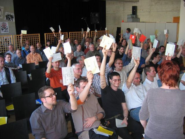 Generalversammlung des Pink Cross (02.04.2005, Frauenfeld) – Abstimmung