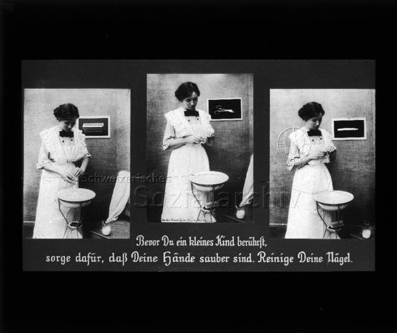 Diaserie zum Thema Säuglingspflege; "Bevor du ein kleines Kind berührst, sorge dafür, dass Deine Hände sauber sind. Reinige deine Nägel." - Fotografien einer Frau beim Händewaschen und der anschliessenden Nagelpflege; Deutsches Hygiene-Museum, Dresden; um 1930