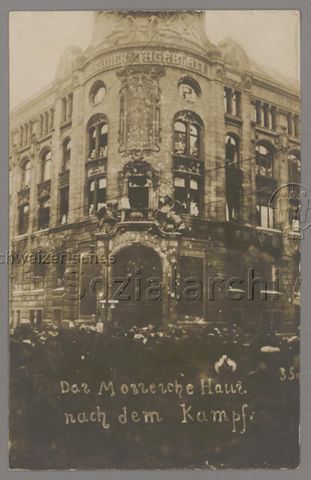 Das Mossische Haus nach dem Kampf